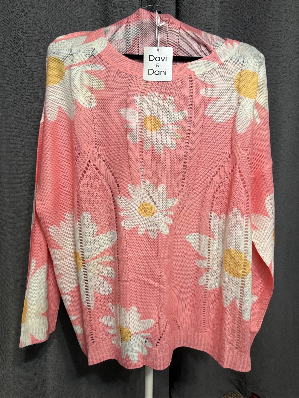 DAVI & DANI Pink Daisy Print Crewneck Summer Sweater